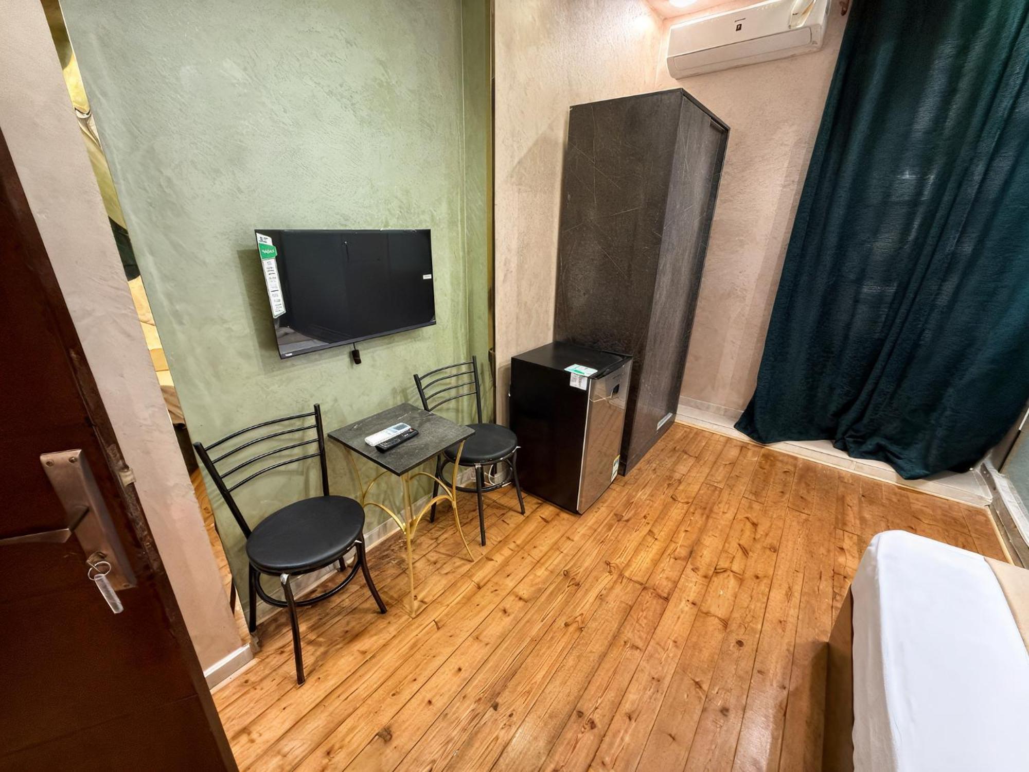 ,cph, Plaza Retreat Hotel Cairo